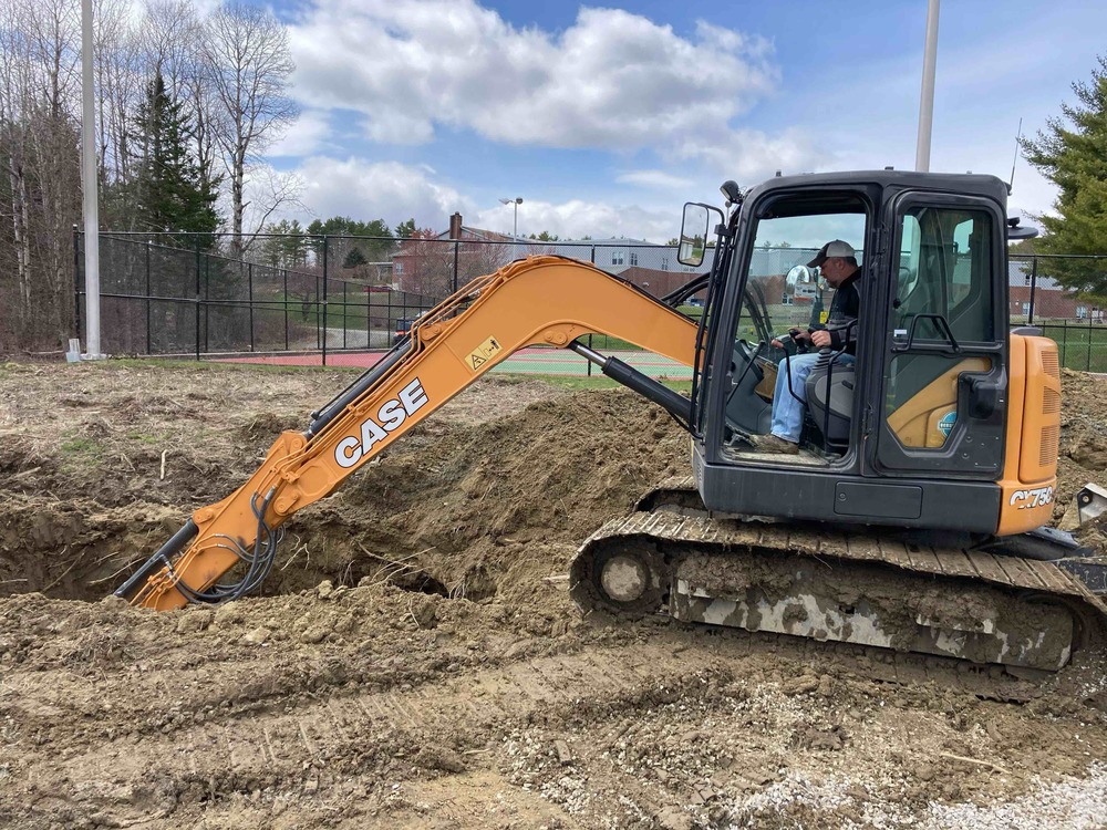 Shaun digging
